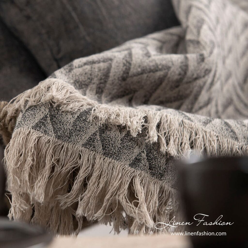 JAPAN Couverture gris 4 Grey linen cotton blanket with loose fringes