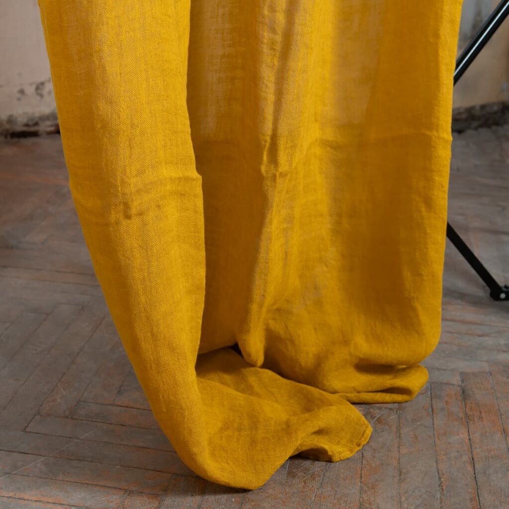 BOHEMIA Rideau jaune moutarde 3 mustard yellow linen curtains, transparent