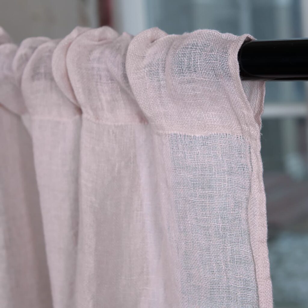 BOHEMIA Rideau rose pâle 7 pink linen curtains, with channel