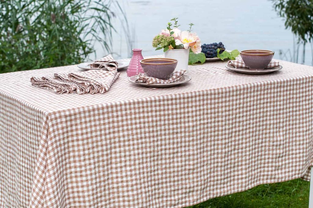 VICHY Nappe marron 1 VICHY Nappe marron