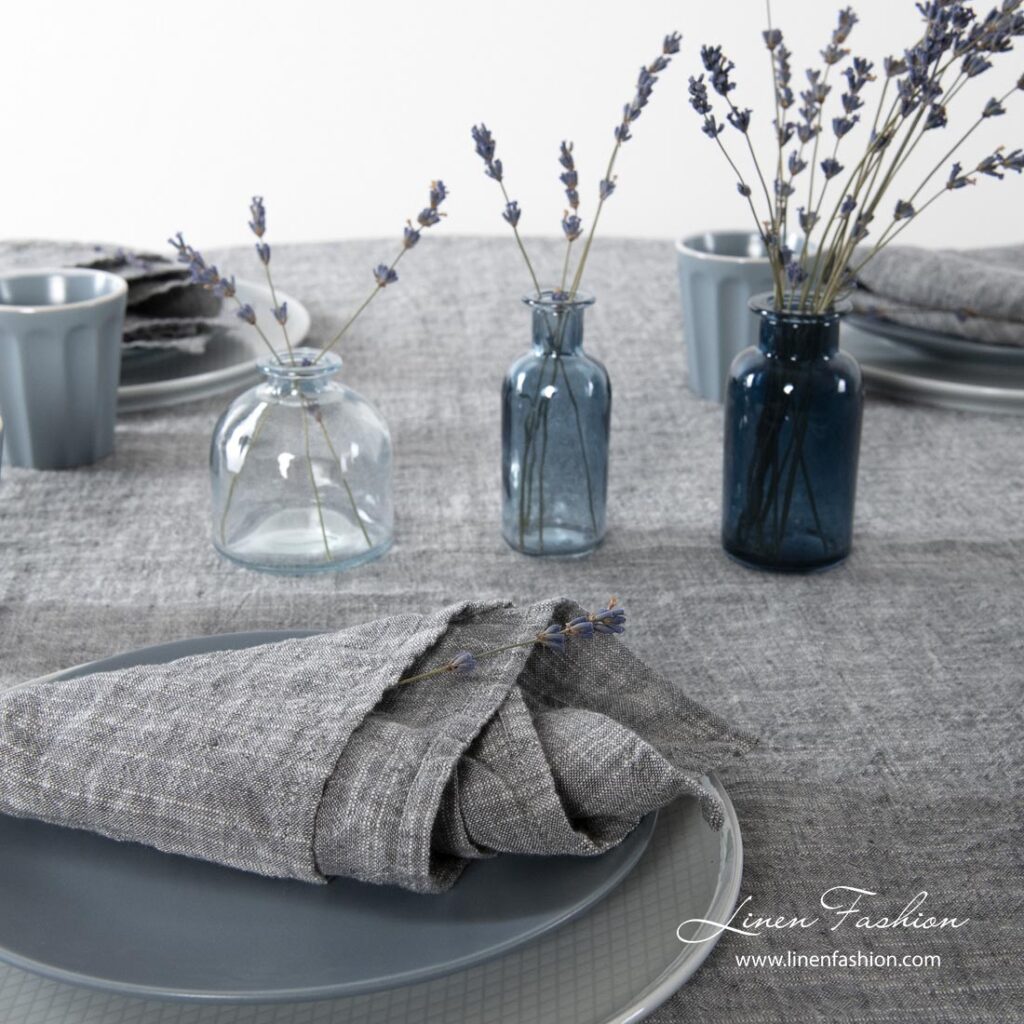 ASTRA Serviette de table gris foncé 2 Washed linen cotton dark grey tablecloth and napkins