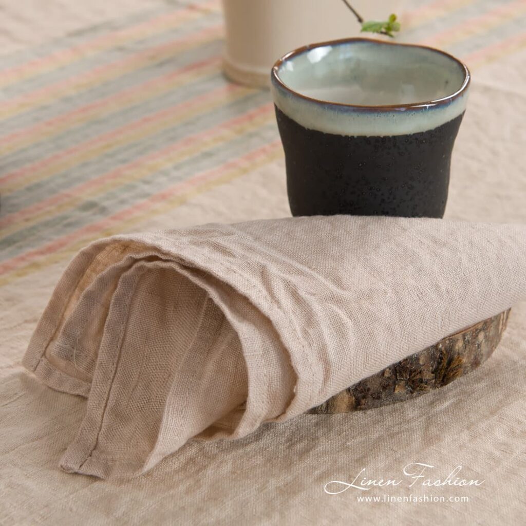 MEIZA Serviette de table brun 2 Brownish napkin, MEIZA.