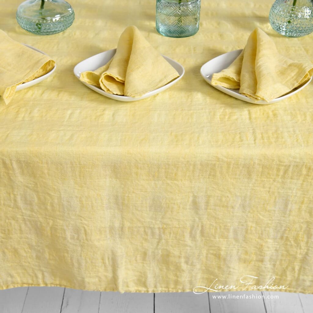 PORTO Nappe jaune 3 PORTO Nappe jaune – Image 3