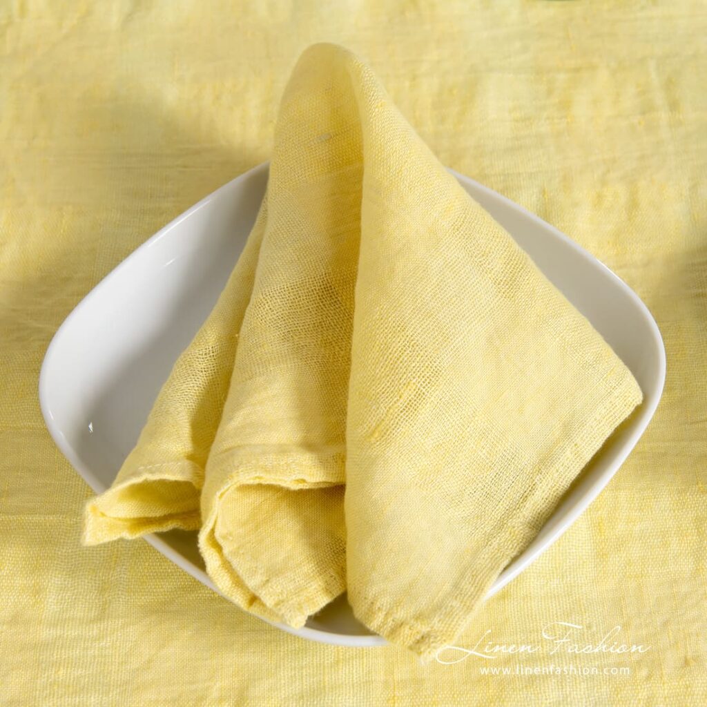 PORTO Serviette de table jaune 1 PORTO yellow linen napkin