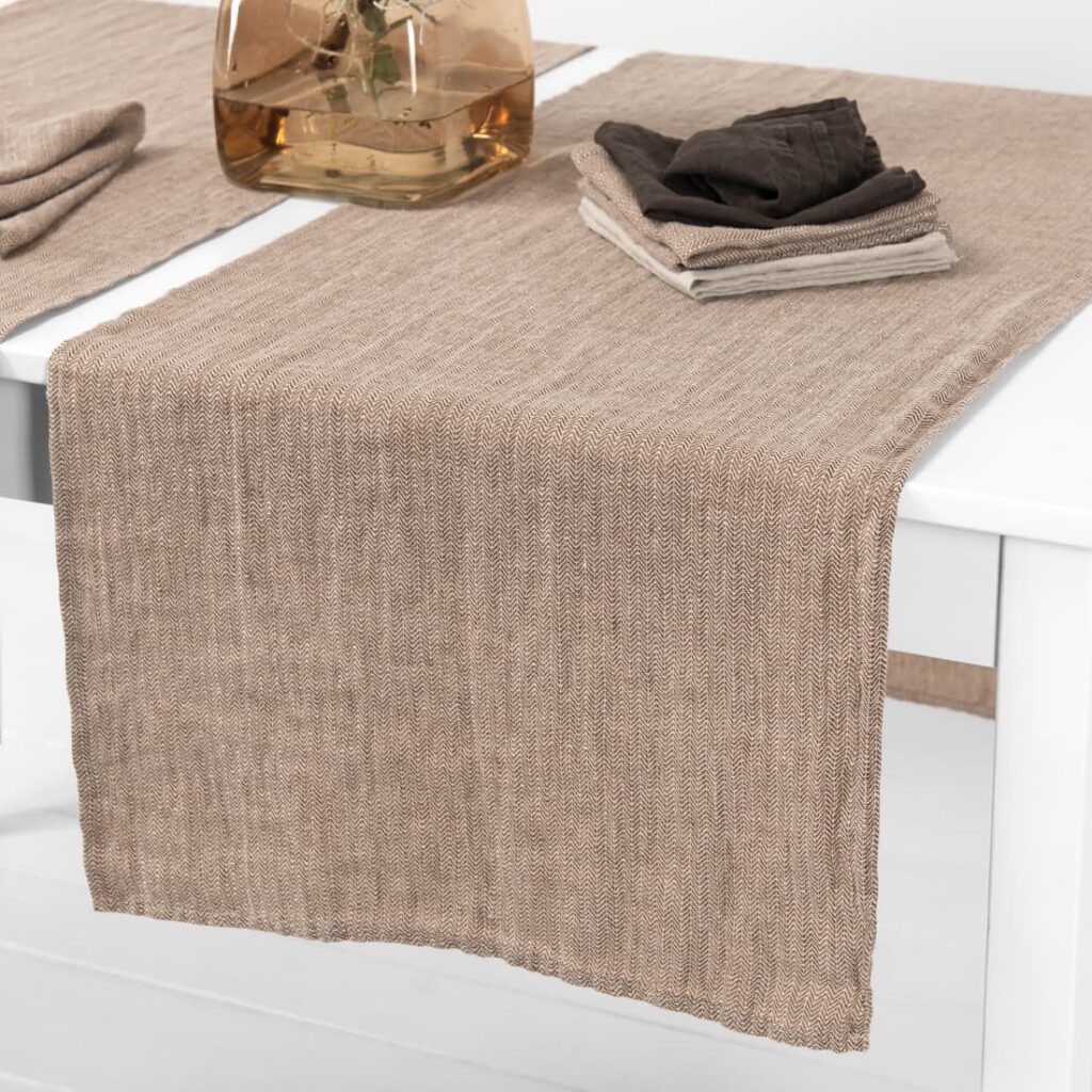 ALMOND Chemin de table brun 2 ALMOND Chemin de table brun – Image 2