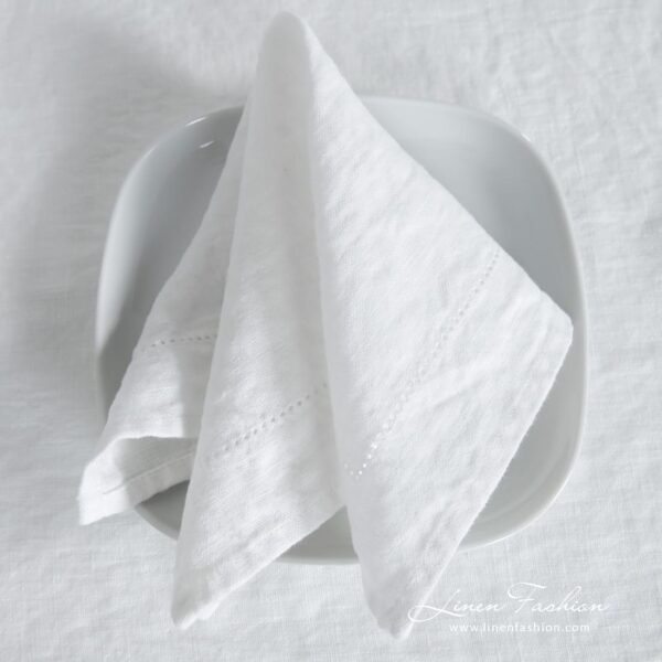 NARA white linen napkin