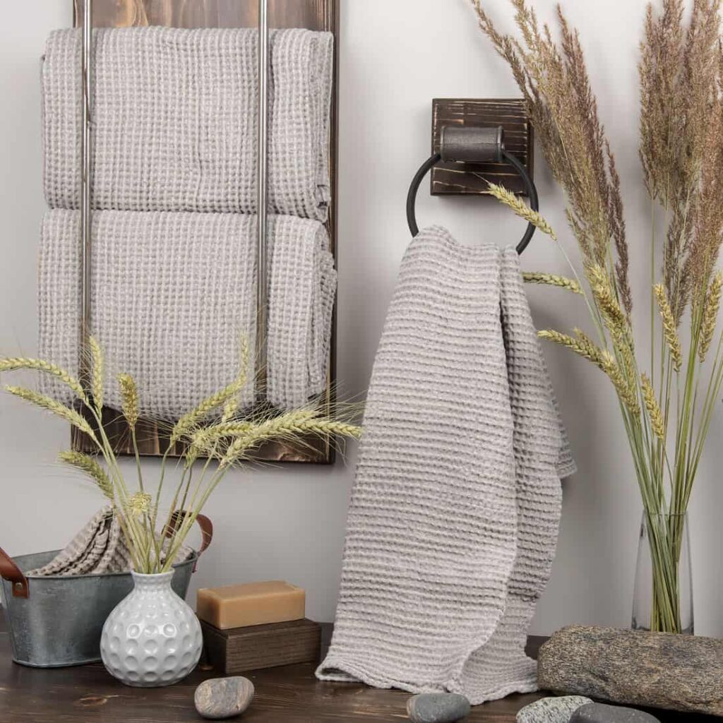 BINGO Drap de bain gris clair 1 BINGO Drap de bain gris clair