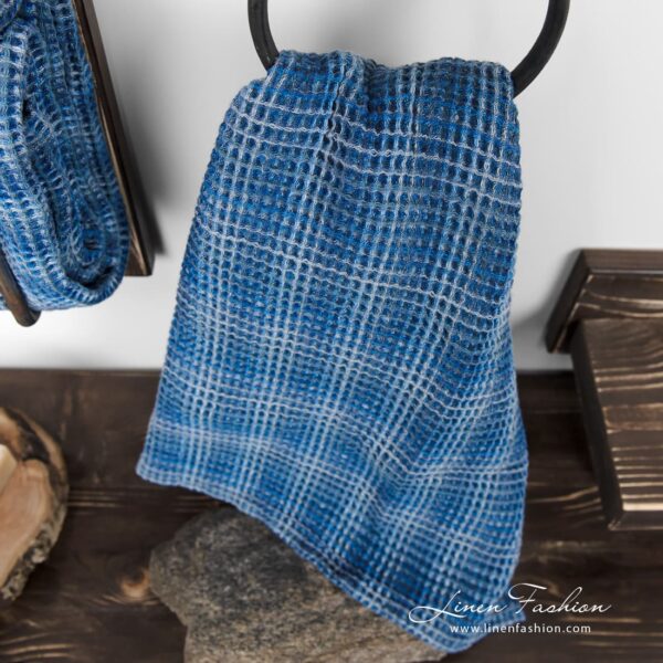 BINGO Drap de bain à carreaux bleu – Image 3