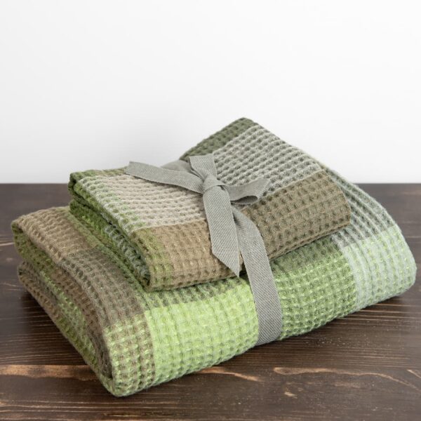 BINGO Drap de bain à carreaux verts – Image 2