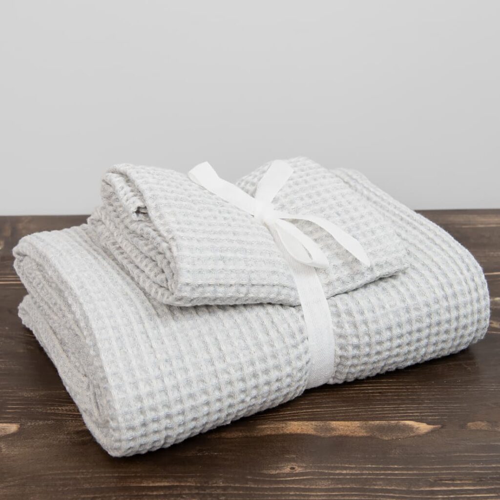 BINGO Drap de bain gris givre 3 BINGO Drap de bain gris givre – Image 3