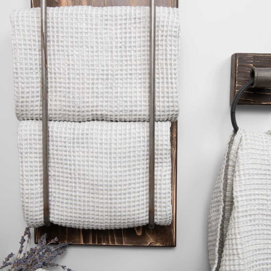 BINGO Drap de bain gris givre 4 BINGO Drap de bain gris givre – Image 4