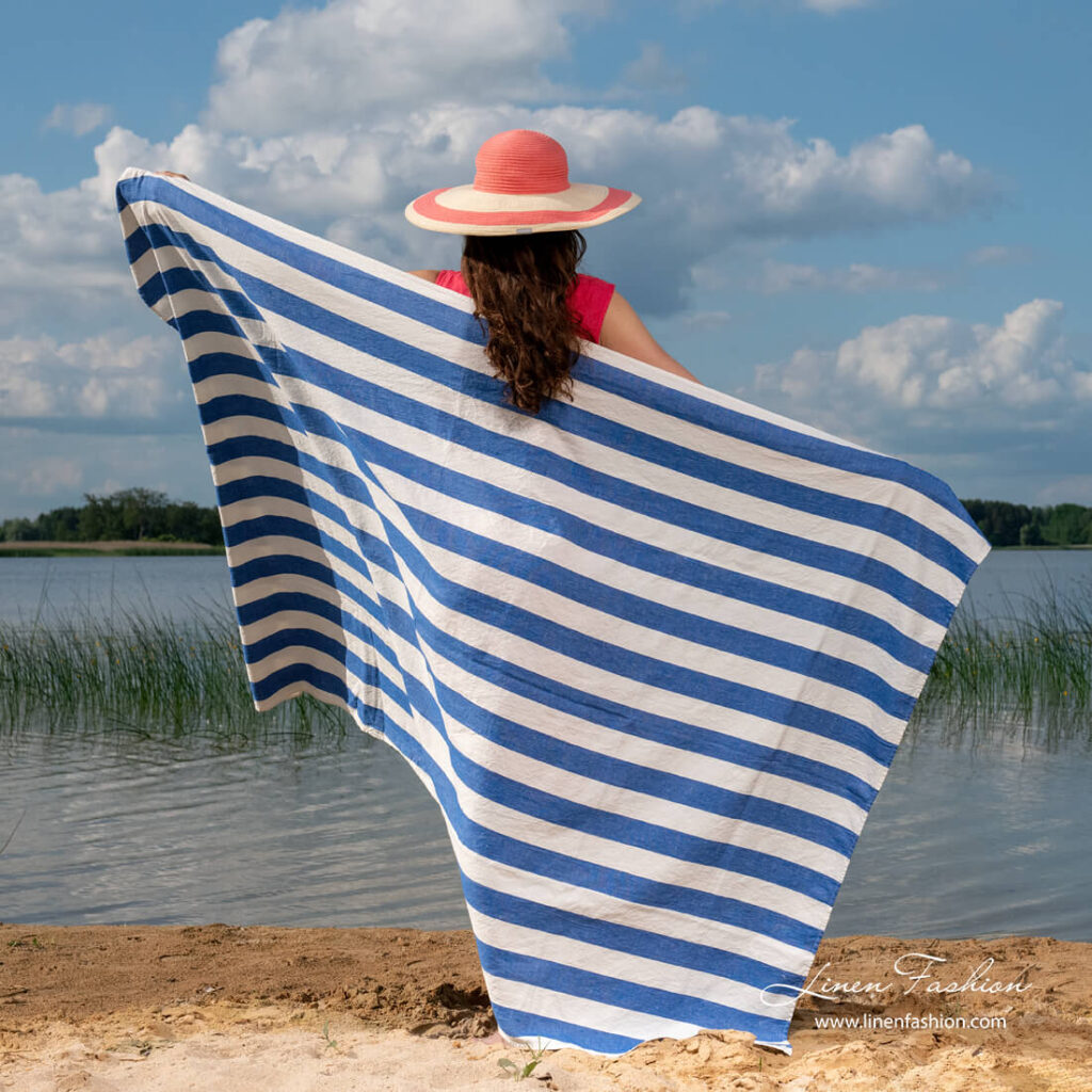 PALERMO Serviette de plage bleue 1 PALERMO Serviette de plage bleue