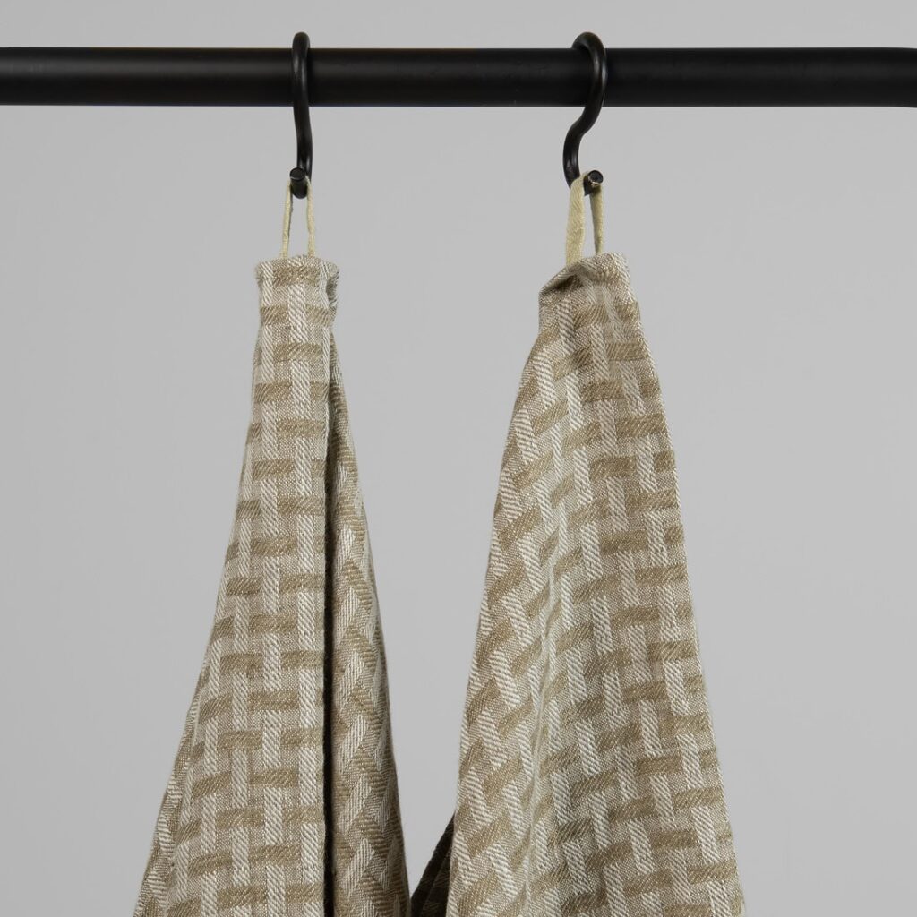MARGO Drap de bain vert 2 MARGO Drap de bain vert – Image 2