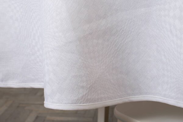 COSMOS Nappe ronde/ovale blanc optique – Image 4