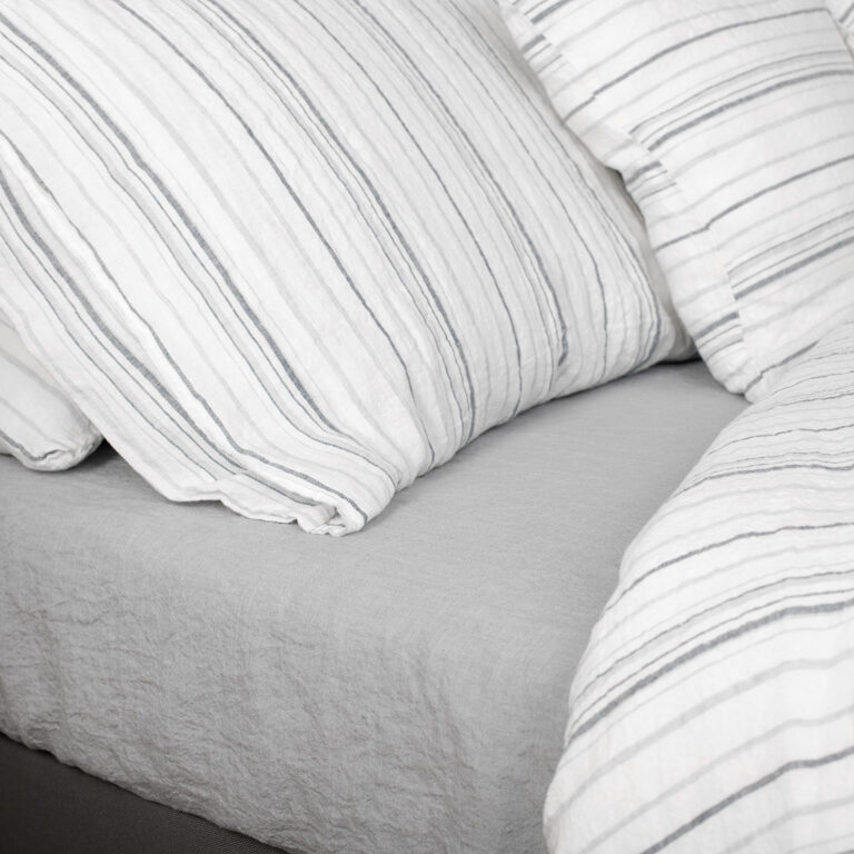 Bed linen oxford.