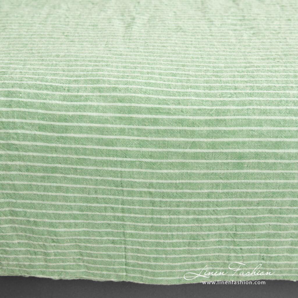 FROGA Linge de lit 6 bedlinen green stripes, white and green mint.