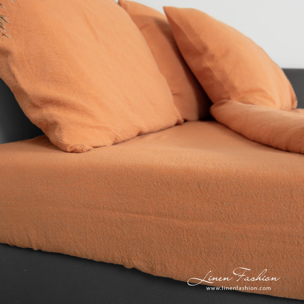 SAN DIEGO Linge de lit 3 linen cotton orange bedlinen with fitted and flat sheets.