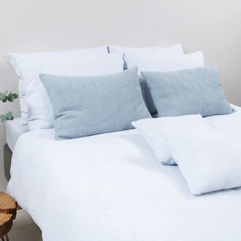 ARCTICA Linge de lit 3 duvet cover in ice blue linen, washed, Arctica