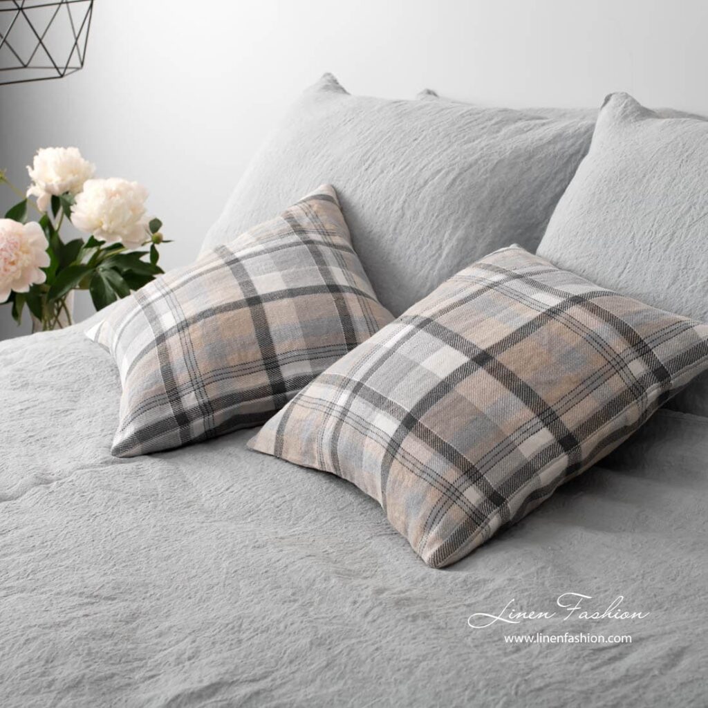 JARA Housse de coussin grise 3 JARA Housse de coussin grise – Image 3