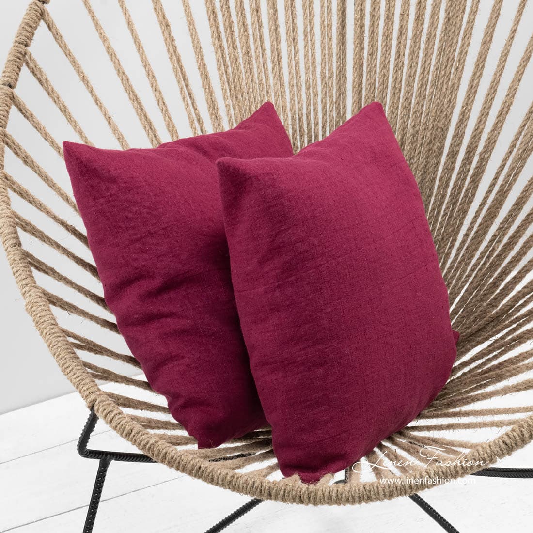 CHERRY Housse de coussin rouge foncé