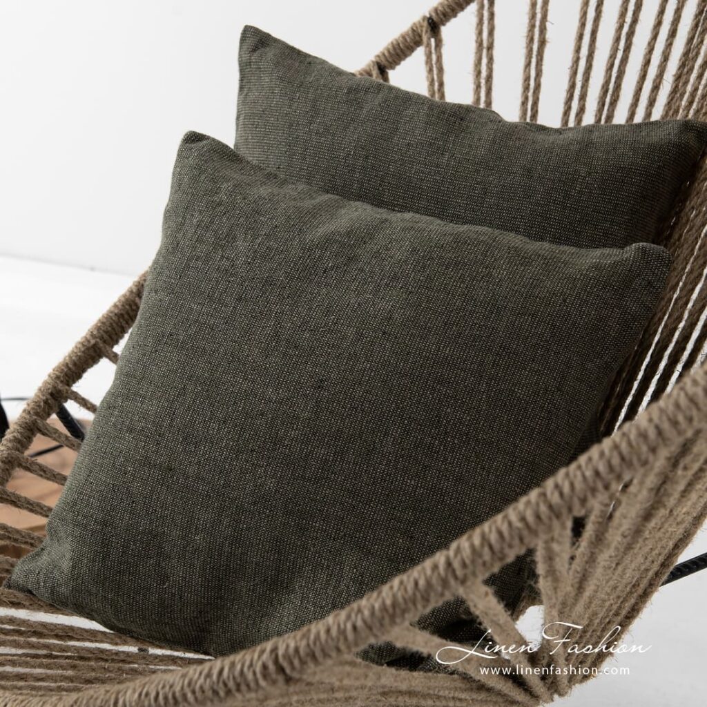 MOSSA Housse de coussin kaki vert 2 MOSSA Housse de coussin kaki vert – Image 2