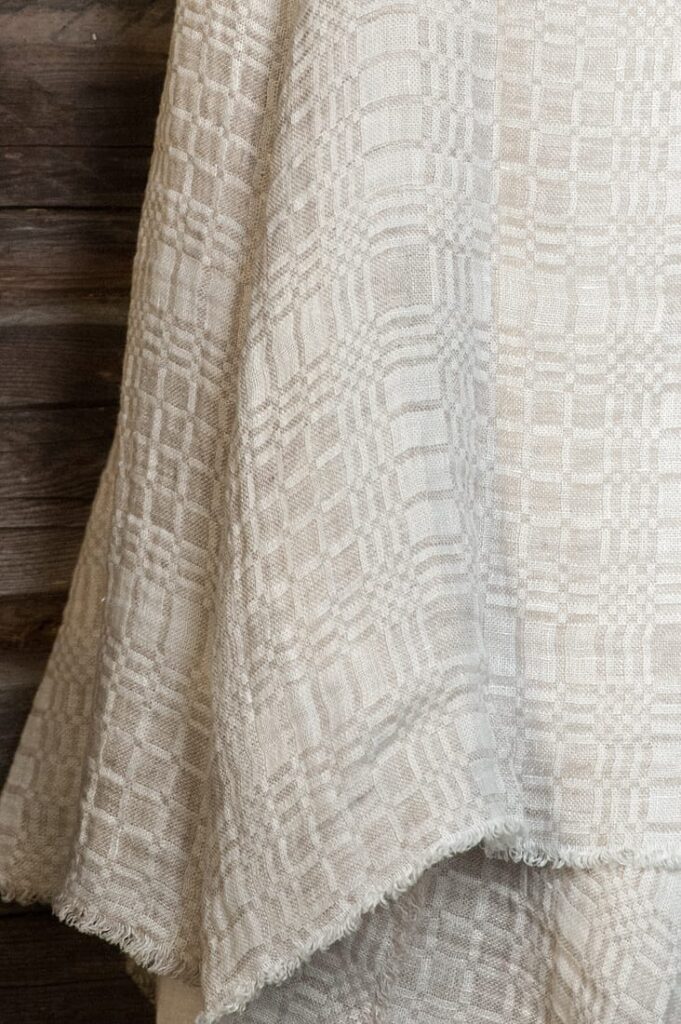 CORA Plaid gris 2 CORA Plaid gris – Image 2