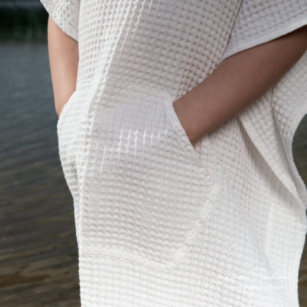 BINGO Poncho blanche – Image 3