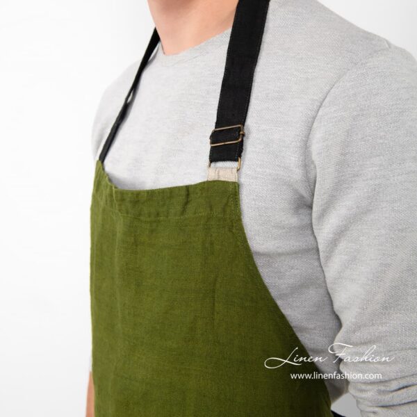 100% linen apron in green color.