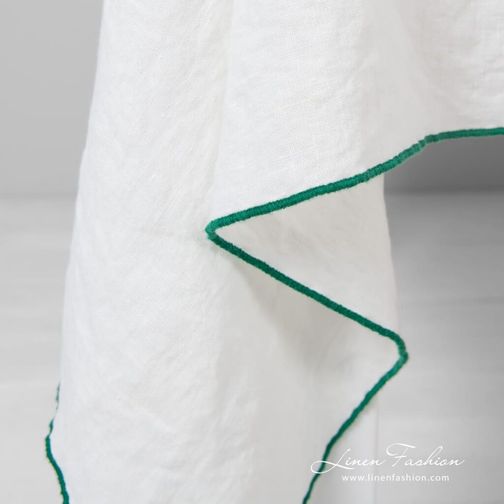ARVO Nappe blanc cassé babylock vrai vert 4 ARVO Nappe blanc cassé babylock vrai vert – Image 4