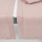LUNA Chemin de table rose clair