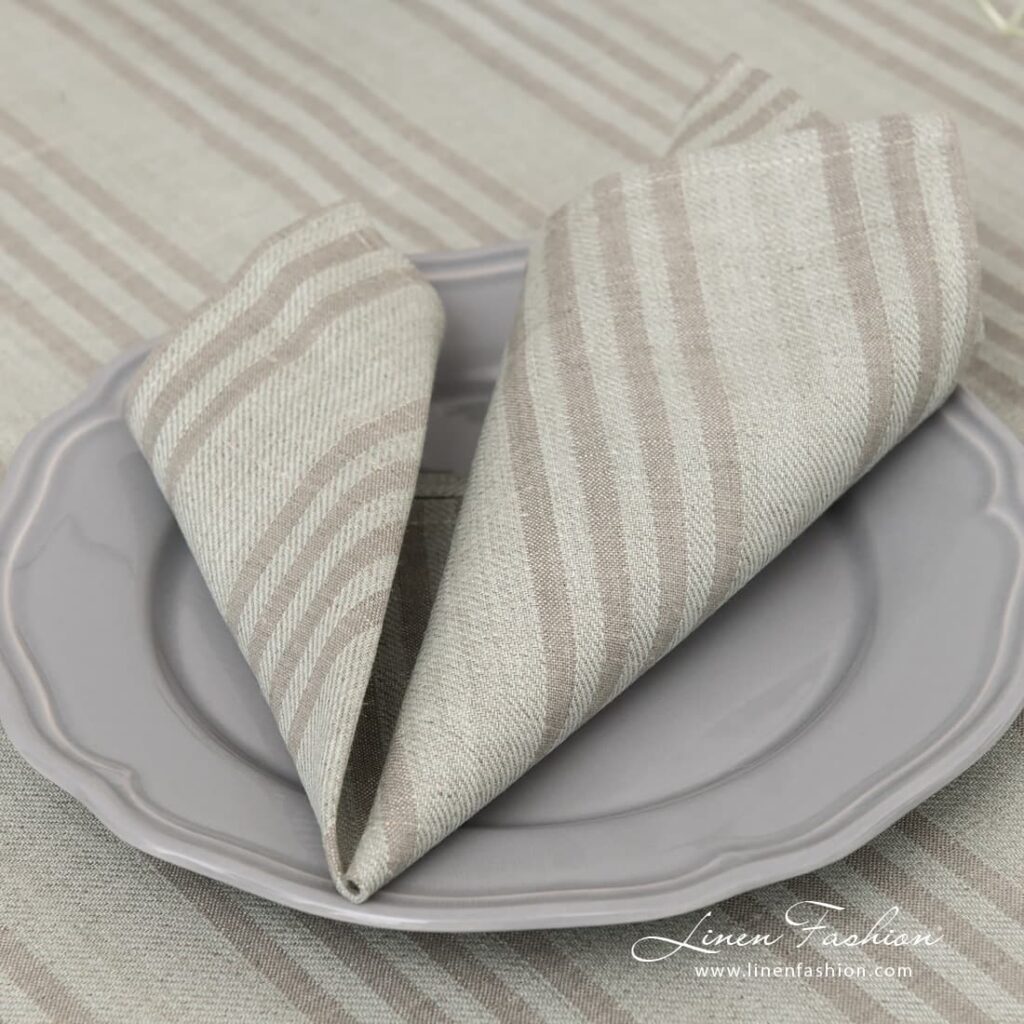 GRASA Serviette de table verdâtre 2 Striped greenish linen cotton napkin