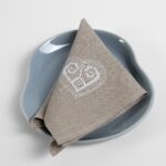 HARTY Serviette de table naturel avec broderie blanche