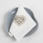 HARTY Serviette de table blanc avec broderie beige
