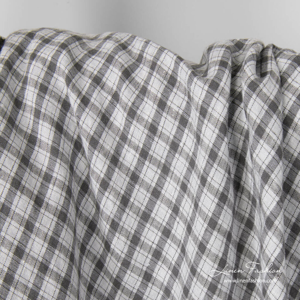 Tissu à carreaux gris foncé en pur lin lavé 2 Light grey linen fabric with dark grey checks, washed