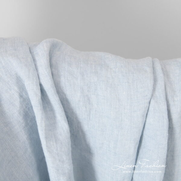 washed blue linen, width 145cm.