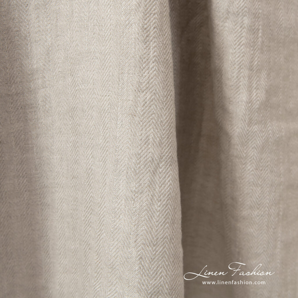 Lin chevron beige lavé 4 herringbone beige linen, width 145cm.