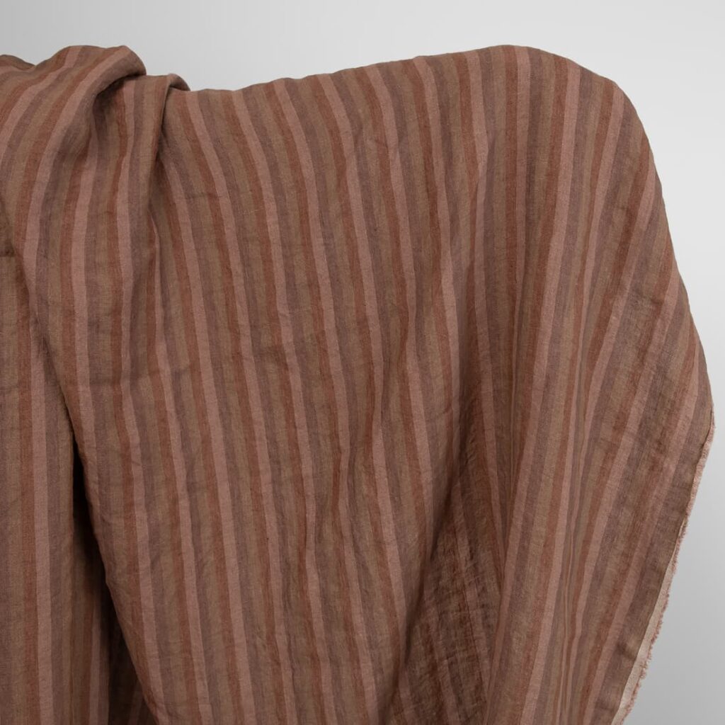 Tissu de lin lavé à rayures brunes 1 linen brown stripes fabric