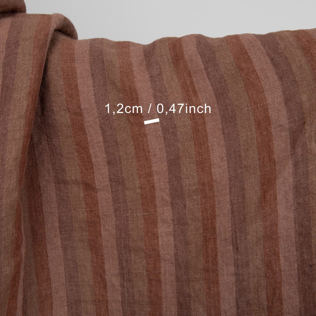 Tissu de lin lavé à rayures brunes 4 linen brown stripes fabric,1.2cm.