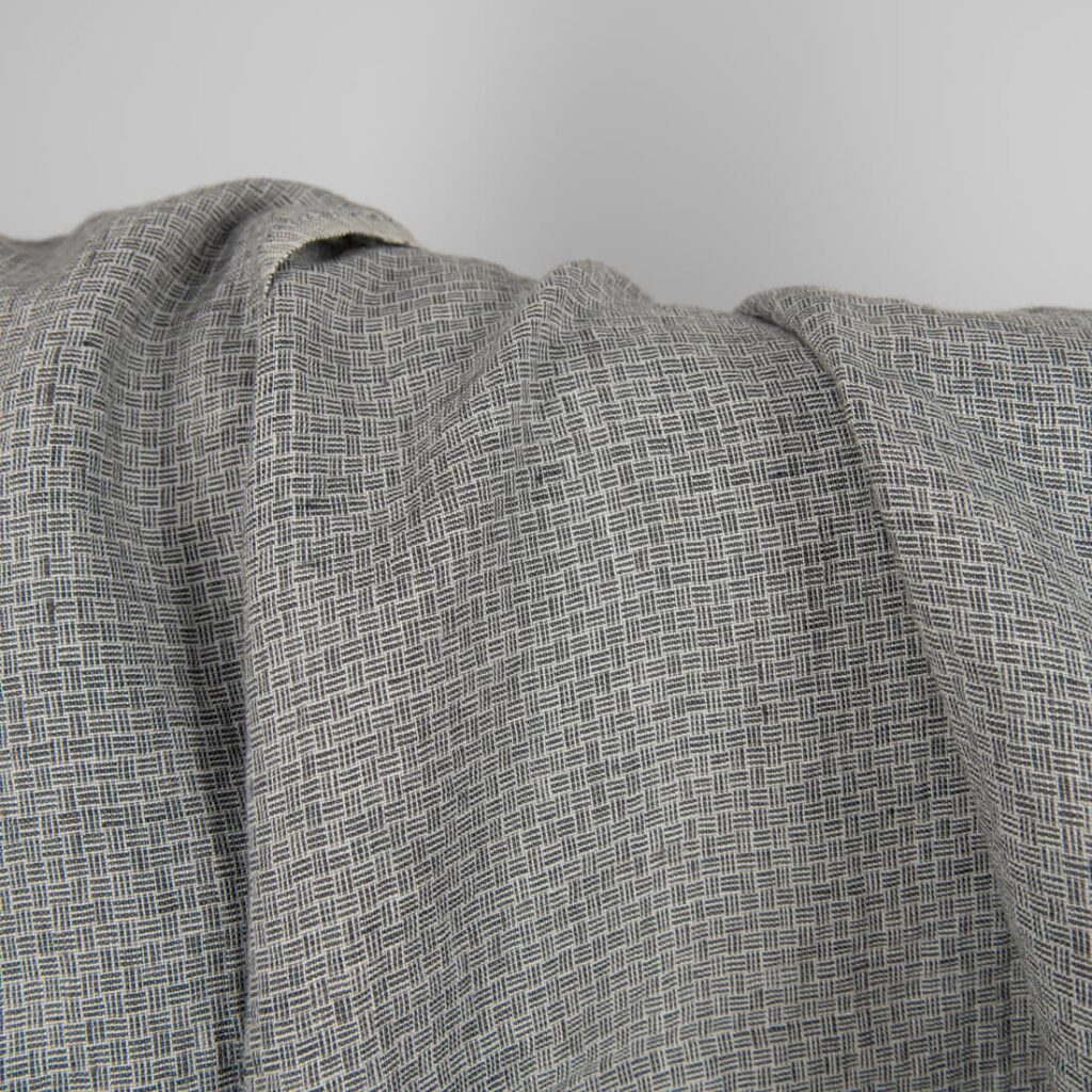 Tissu de lin lavé gris foncé 3 Linen fabric washed dark grey colour close up detail view