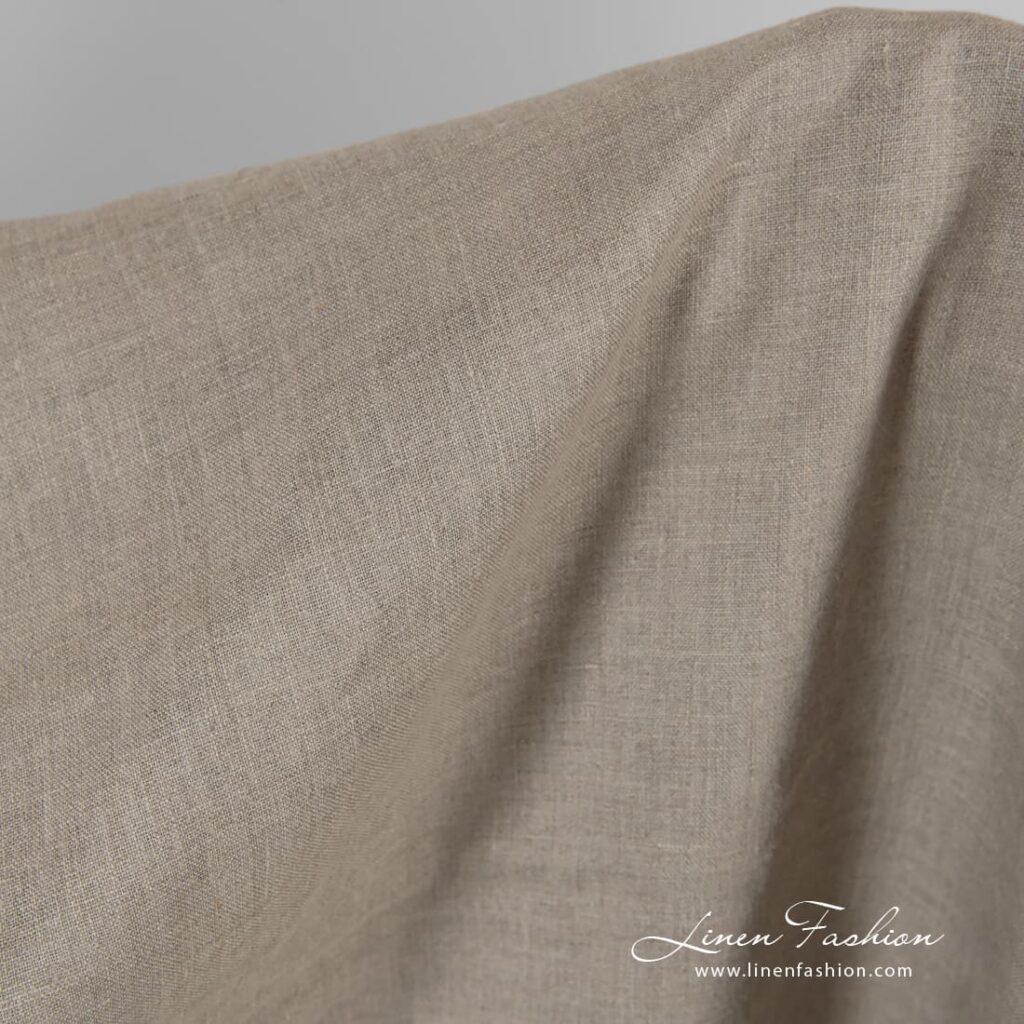 Tissu pur lin uni, coloris lin naturel 2 Linen fabric in natural color