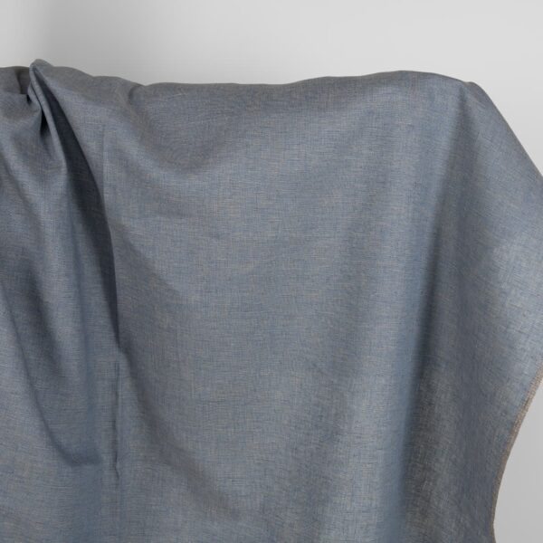 Tissu de lin mélangé bleu poussière et marron clair