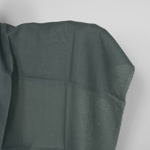 Tissu de lin gris-vert foncé