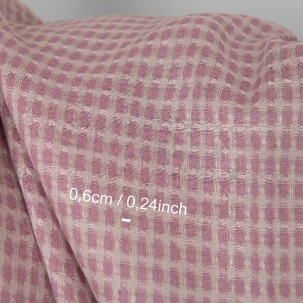 Tissu de lin gris lilas motif structurel – Image 5