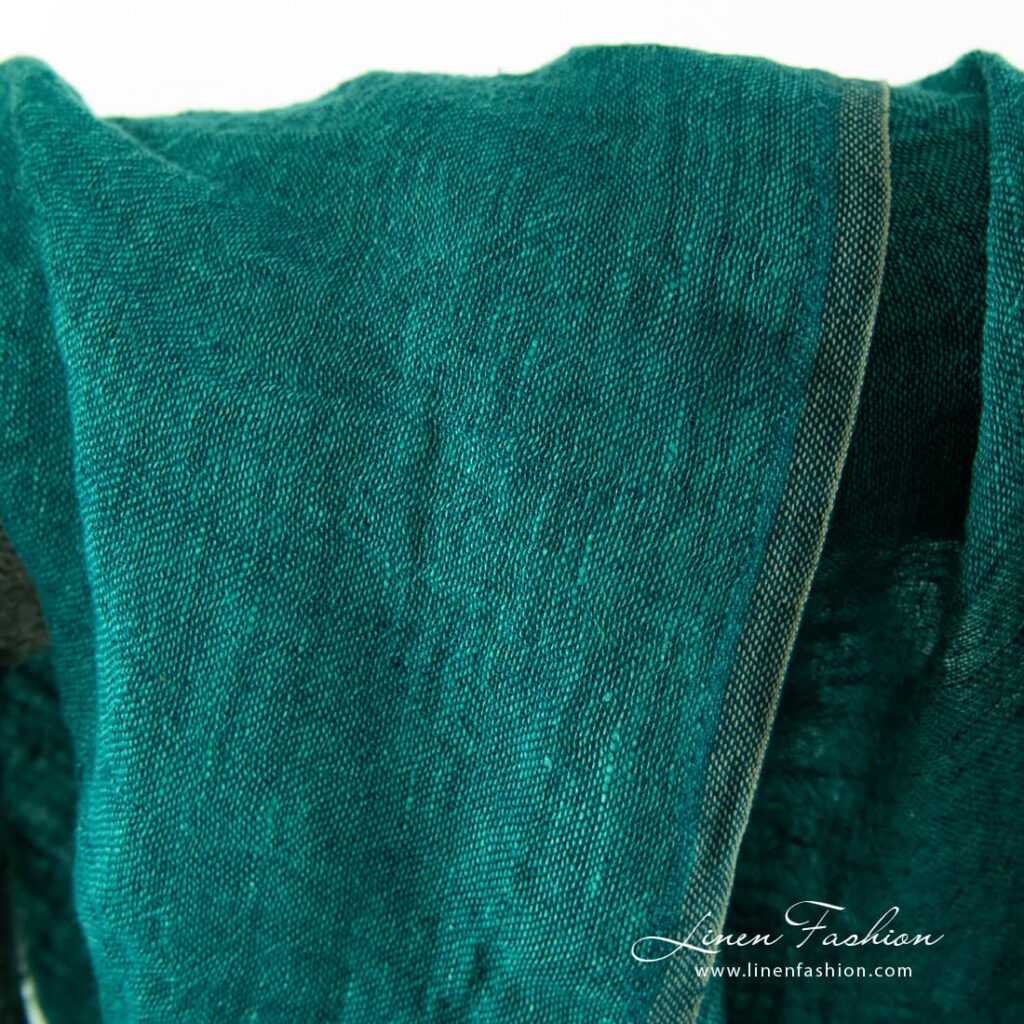 Tissu en gaze de lin lavée vert sarcelle 3 100% linen fabric in teal green, gauze.