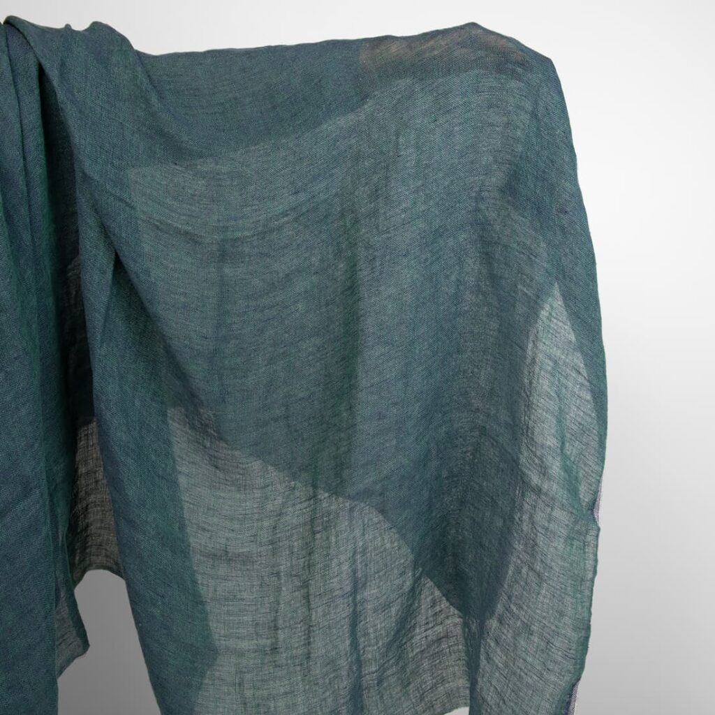 Tissu de lin gauze lavé bleu vert 1 linen gauze blue green fabric