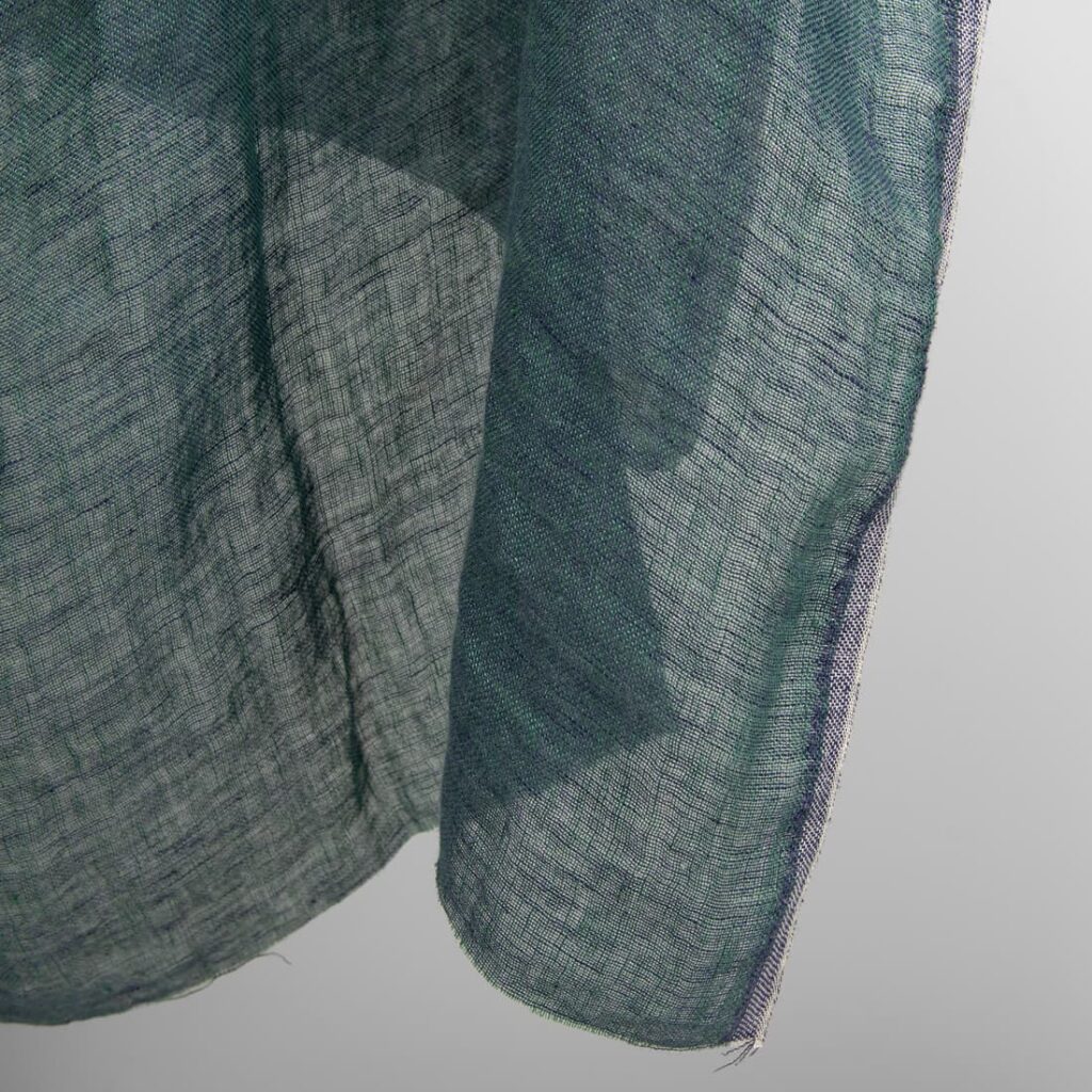 Tissu de lin gauze lavé bleu vert 4 linen gauze blue green fabric, transparent