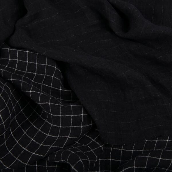 Tissu de lin double épaisseur à carreaux noirs, lavé