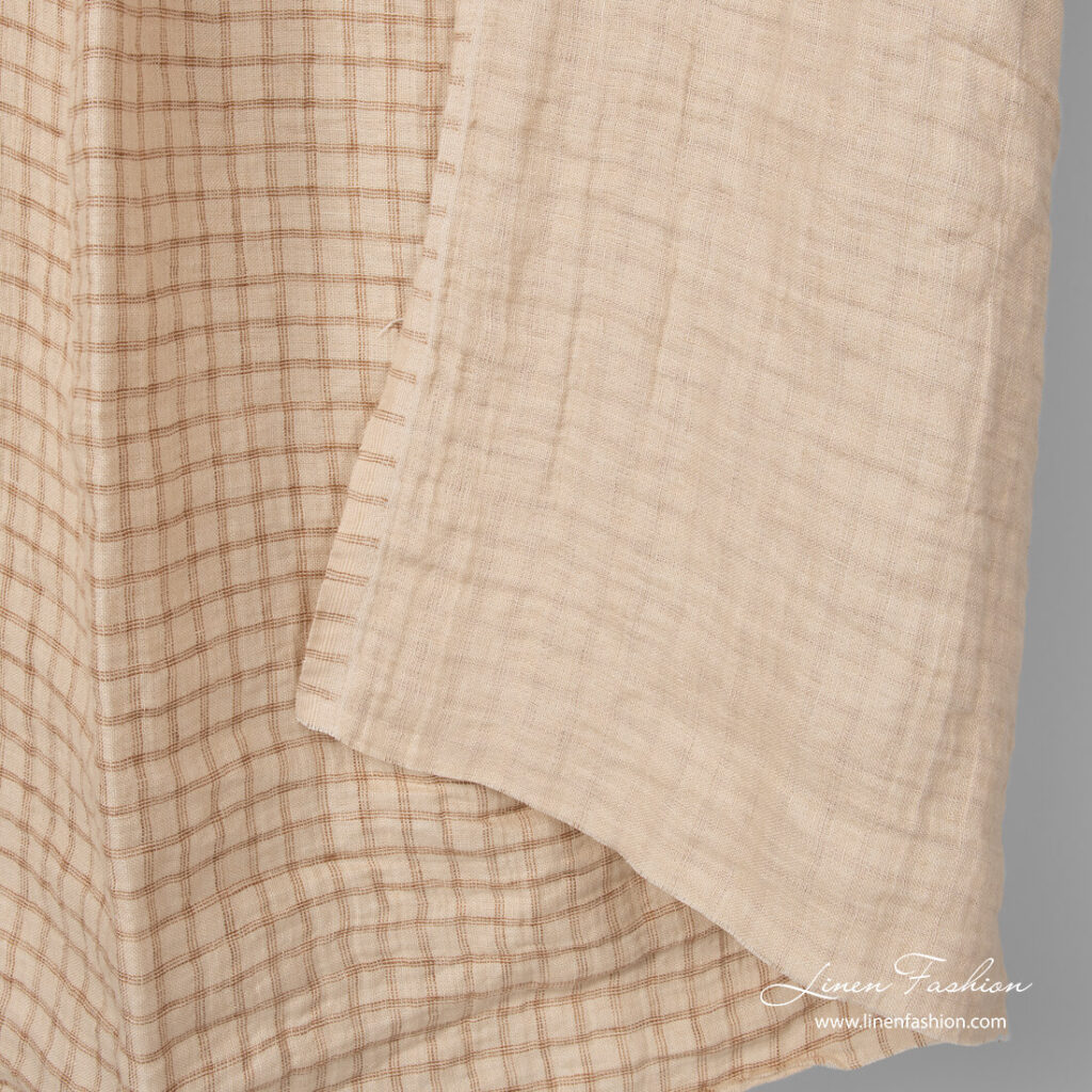 Tissu à carreaux double couche en lin, couleur sable, lavé 3 Washed double sided linen fabric with brown checks