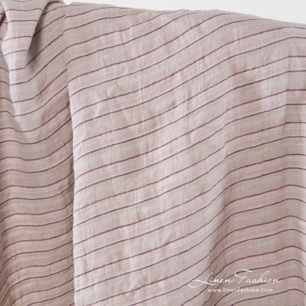 Tissu en lin lavé, coloris cendré et rose pastel 2 Washed 100% linen fabric in ash and pastel pink.