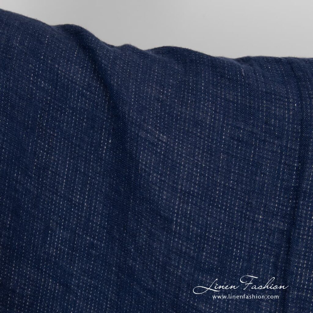 Tissu de lin double face bleu et lin lavé 4 Blue and flax colour washed linen fabric.